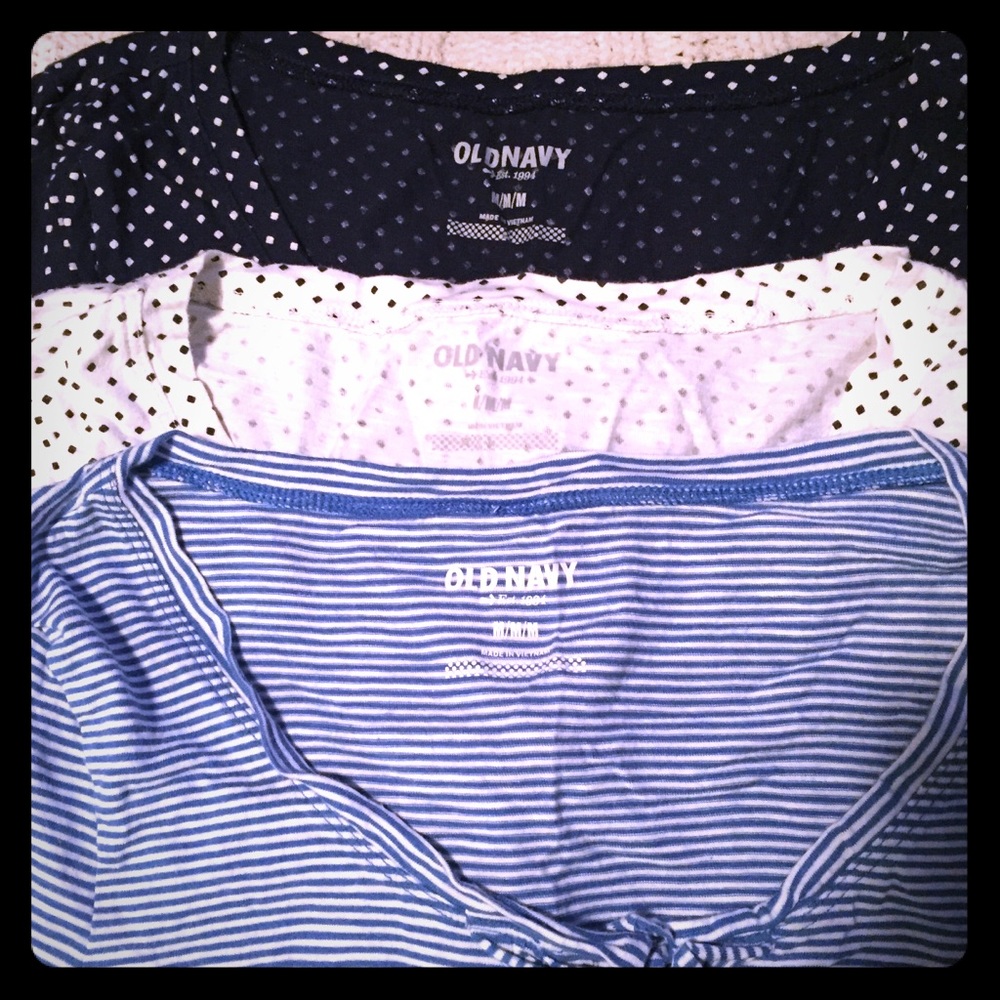 Set of 3 Old Navy long sleeve shirts size medium